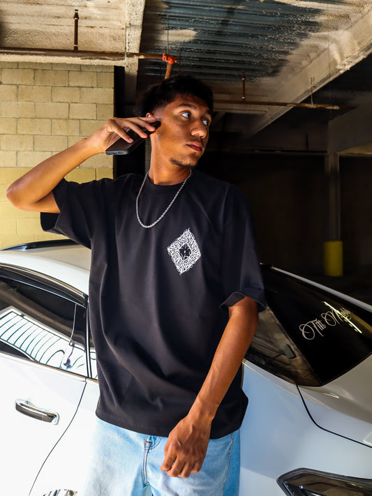 Look close tee