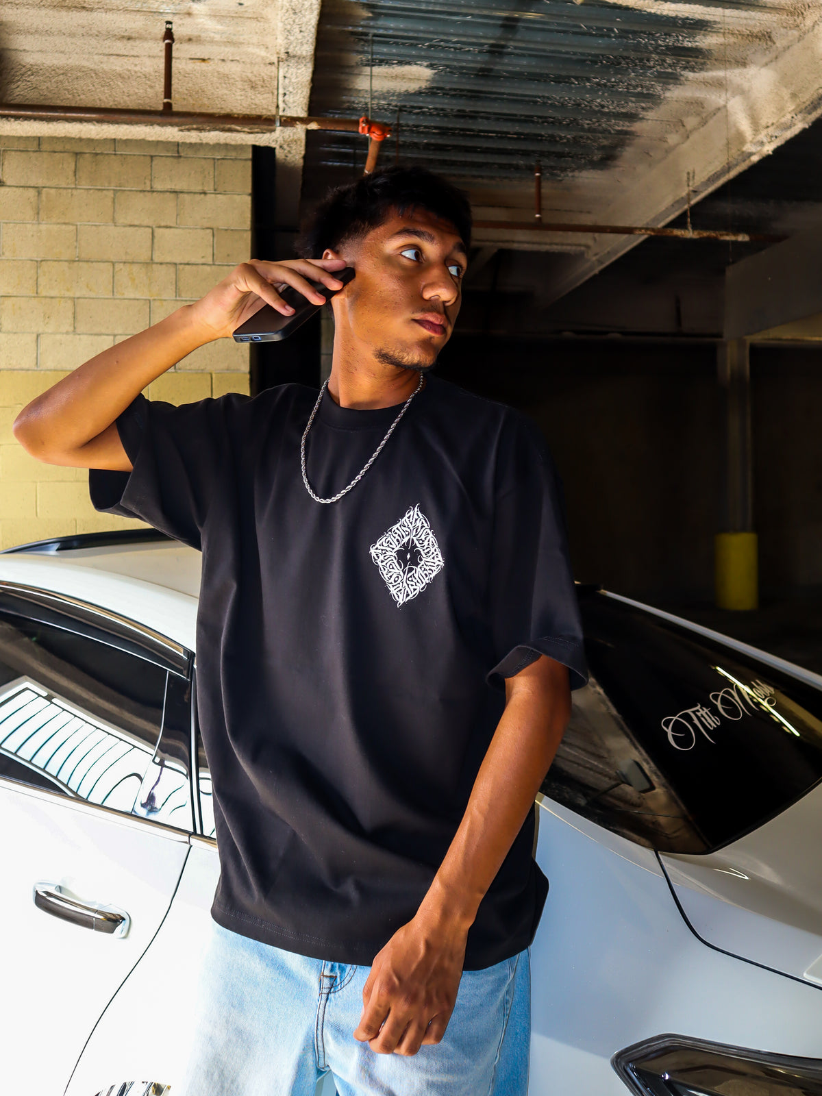 Look close tee